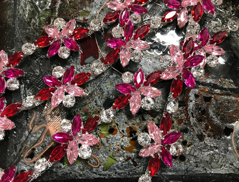 Shades of Pink/Red  and White - Glass Crystal on Alloy Backing   - 3 cm Wide.