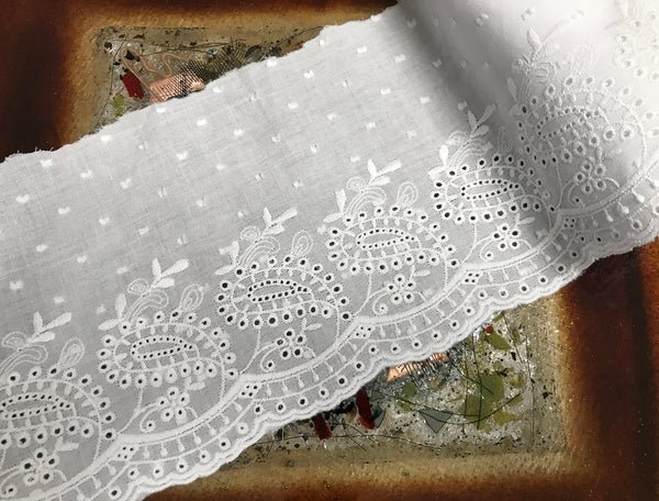 Natural White embroidery  on Natural White Cotton Voile - Broderie Anglaise - 15 cm Wide.
