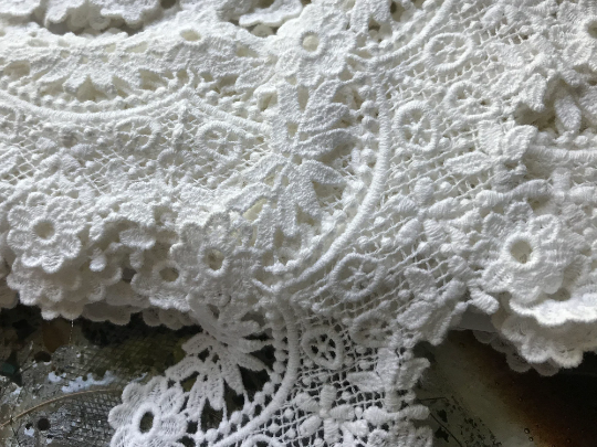 White Cotton Italian Lace - 7.5 cm Wide.