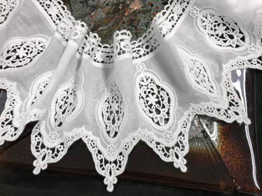 Natural White Embroidery on White Background -  Broderie Anglaise Lace on  Cotton Voile - 15 cm Wide.