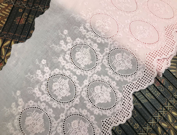 Pink Scalloped - Broderie Anglaise Lace - 27 cm Wide.