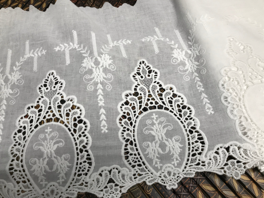 White Medallions on White Background - Broiderie Anglaise -  Swiss Cotton Voile - 34 cm Wide